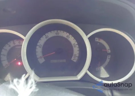 2013 Toyota Tacoma Base V6 z USA, uszkodzony, nr VIN 3TMLU4EN4DM118438